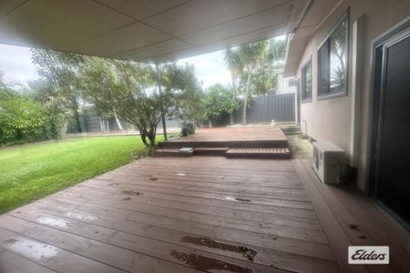 FOUR BEDROOMS - CLOSE TO TAREE WEST SCHOOL - Photo 5