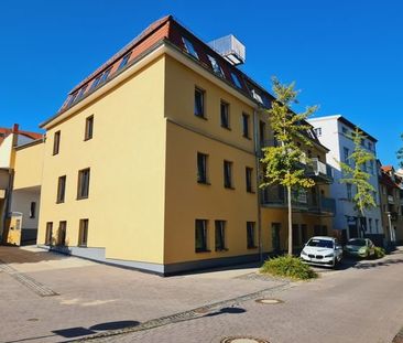 Erstbezug nach Sanierung - Schicke 2- Zimmerwohnung mit Balkon zu v... - Photo 1