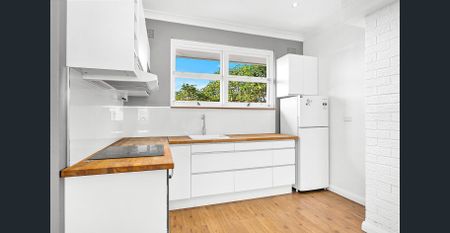 Contemporary Style City Apartment - Photo 3