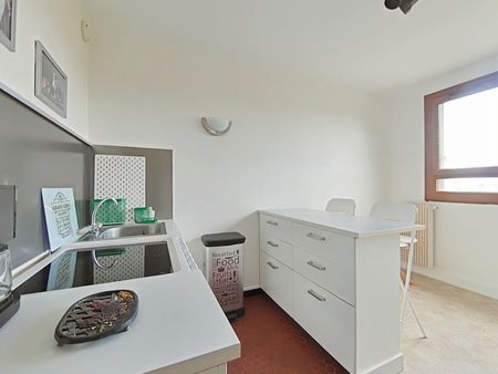 Location Appartement 1 pièce 32m² - Photo 5