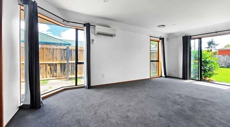 Spacious & Freshly Updated Home - Photo 2