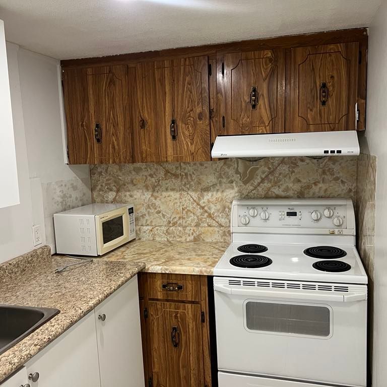 For Lease - 12 Richome Court Unit# Bsmt, Toronto, Ontario - Photo 1