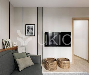 4 room luxury Apartment for rent in Barcelona, Spain - Photo 2