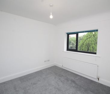 Newry Park, Chester - Photo 3