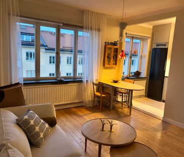 Ernst Ahlgrens väg, Stockholm - Photo 5