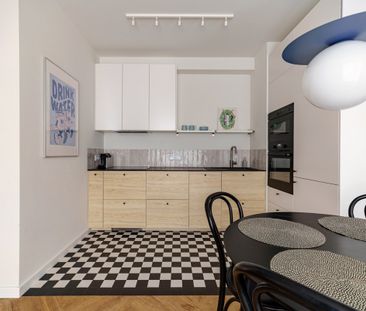 Świeżo wykończone/ Parking Podziemny /Klimatyzacja - Zdjęcie 2