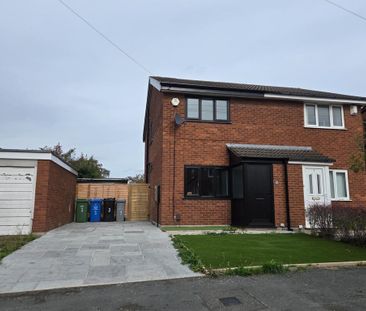 2 bedroom semi-detached house to rent - Photo 2