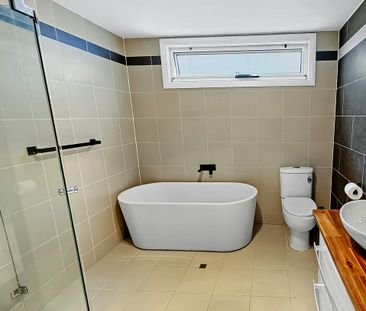 Recently Renovated 2 Bedroom Home - Photo 3