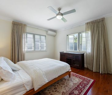 3-Bedroom Home in Elevated Ashgrove Location - Photo 6