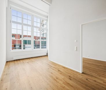 "Light, Space and Design – 3.5-Room Loft Apartment in New Building" - Photo 6