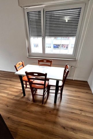 "Gemütliche 3.5-Zimmer-Wohnung mit Balkon in Basel" - Photo 4