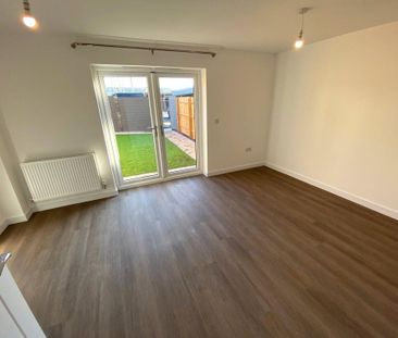 3 bedroom terraced house to rent - Photo 1