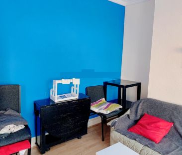 4 bedrooms 2 bathrooms room4 - Photo 5