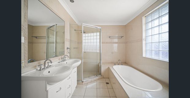 Peaceful Coastal Position in Kurnell - Photo 1