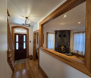 For Lease - 38 Sinclair Street, Belleville, Ontario - Photo 2