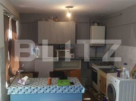 Garsoniera, 30 mp, parcare, zona strazii Trifoiului - Fotografie 4