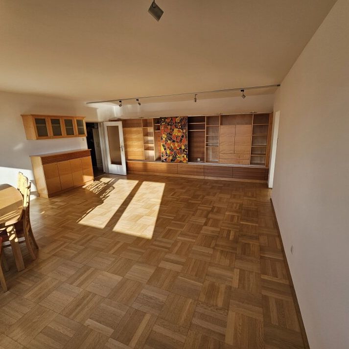 4-Zimmer-Wohnung mit traumhaftem Fernblick auf Stift Klosterneuburg, 3. Stock ohne Lift, Stellplatz - Foto 1