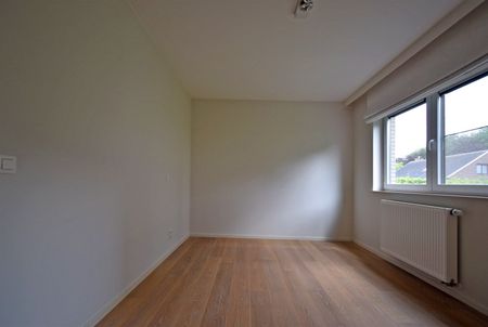 ZEER RESIDENTIEEL APPARTEMENT MET TUIN - Foto 3