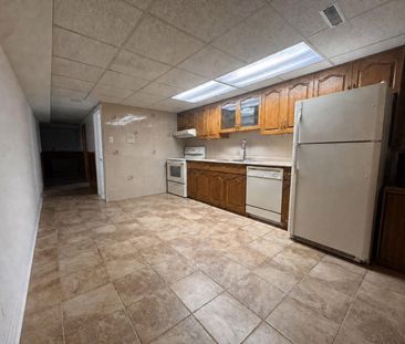 For Lease - 98 Sonmore Drive, Toronto, Ontario - Photo 4
