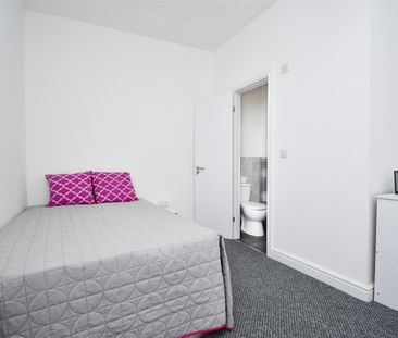 1 bed house share to rent in Linden Street, Burnley, BB10 - Photo 3