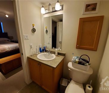 For Lease - 114 Paseo Private, South of Baseline to Knoxdale, Ontario - Photo 1