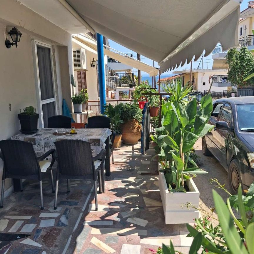 Συγκρότημα για ενοικίαση Παραλία Καλυβίων (Πολύγυρος) - Photo 1