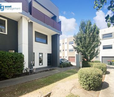 Stylish 2-Bedroom Townhouse in Wollert - Modern Living in a Prime L... - Photo 3