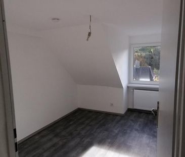 3-Zimmer Dachgeschosswohnung mit Klimaanlage - Photo 1