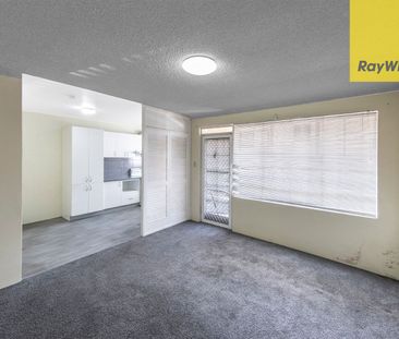 Fully Renovated Apartment - Prime Location! - Photo 6