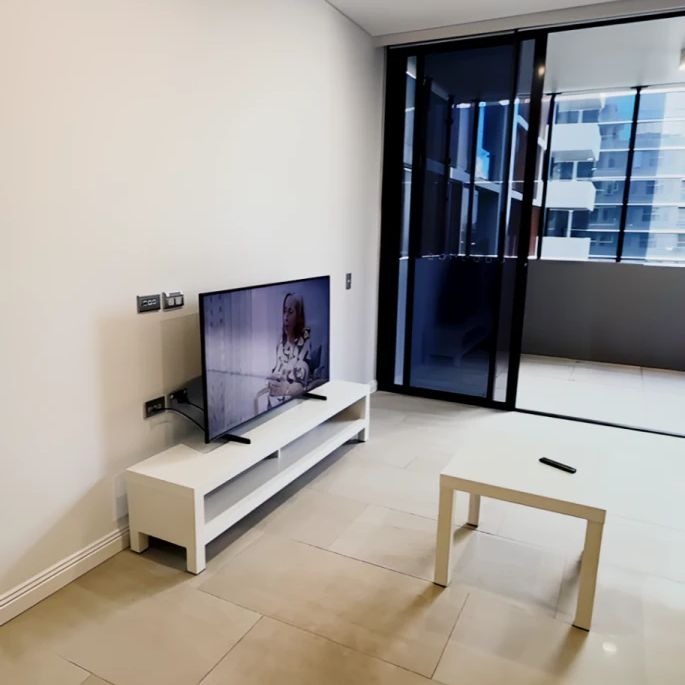 126 Banks Avenue, Sydney - Photo 1