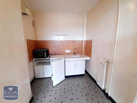 Location Appartement 1 pièce 25m² LIMOGES 87000 - Photo 2