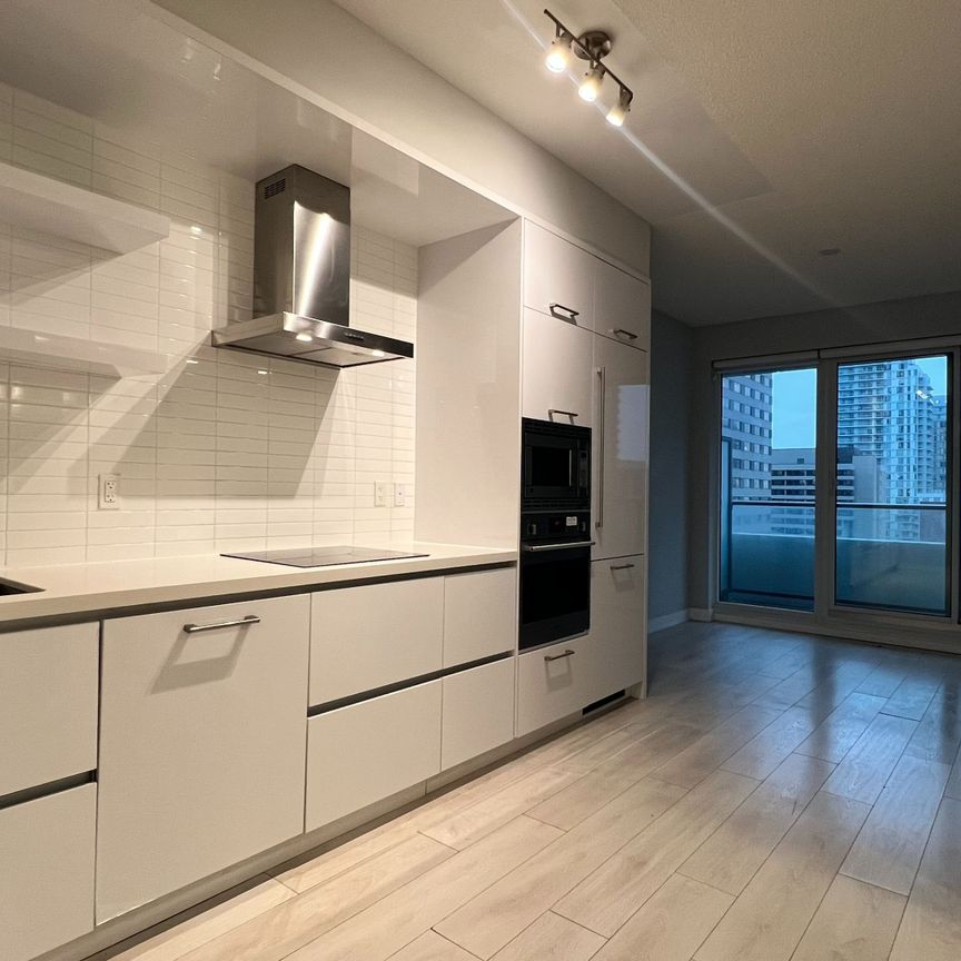 For Lease - 2221 Yonge Street Unit# 1410, Toronto, Ontario - Photo 1