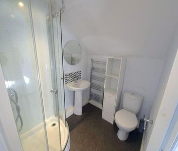 3 bedroom duplex to rent - Photo 4