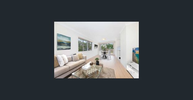 Sun Filled Top Floor Apartment - Photo 1