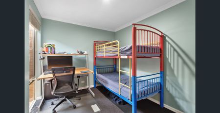 YES PLEASE! - Photo 5