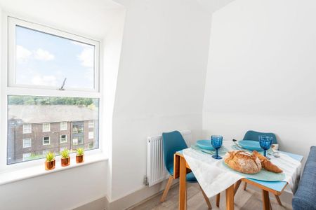 1 bedroom apartment to rent - Photo 2