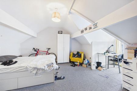 5 bedroom terraced house to rent - Photo 5