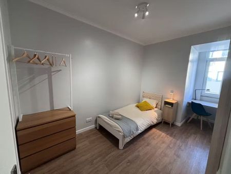 Rua de Dona Estefânia, Lisbon, Lisbon 1150-176 - Photo 2