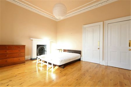 3 bedroom apartment to rent - Photo 4