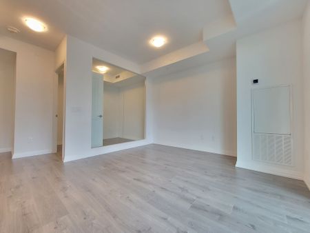 For Lease - 8 Widmer Street Unit# 4211, Toronto, Ontario - Photo 4