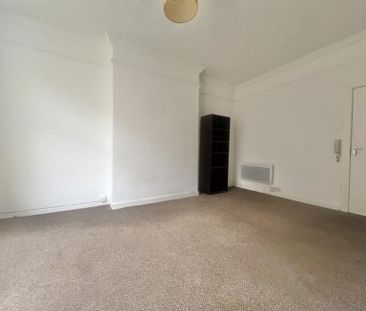 Apartment Available Arranging tenancy - Photo 3