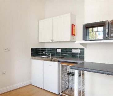 Studio to rent - Photo 4