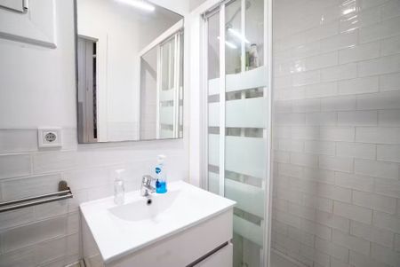 Gran Via de les Corts Catalanes, Barcelona, Catalonia 08007 - Foto 5