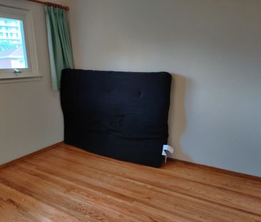 For Lease - 9 Lisburn Crescent Unit# upper, Toronto, Ontario - Photo 5