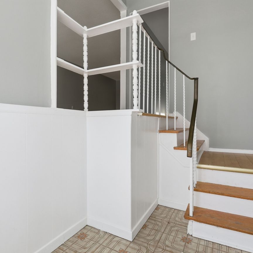 For Lease - 3335 Delfi Road, Mississauga, Ontario - Photo 1