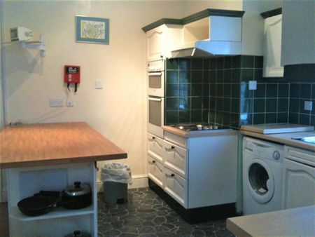 5 bedroom house to rent - Photo 4