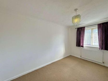 Bournemouth Park Road, Southend-on-sea, Essex, SS2 - Photo 3