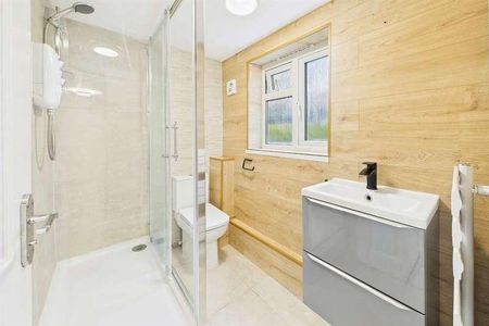 Scarborough Place, Torquay, TQ2 - Photo 3