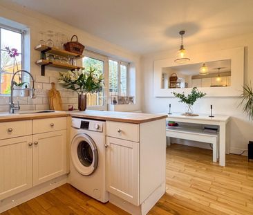 Stapleford, Welwyn Garden City - Photo 3