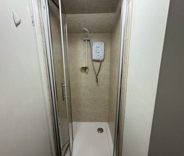 Fourth Avenue, Tang Hall - P1887 - Photo 5